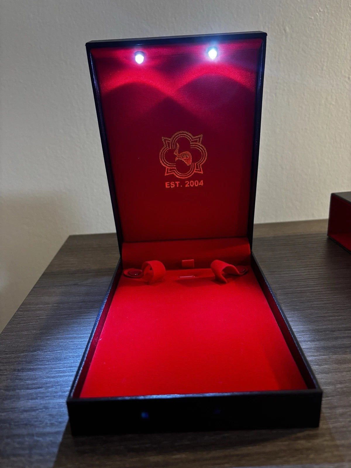 TraxNYC Jewelry Storage Box Red Interior With Light | eBay