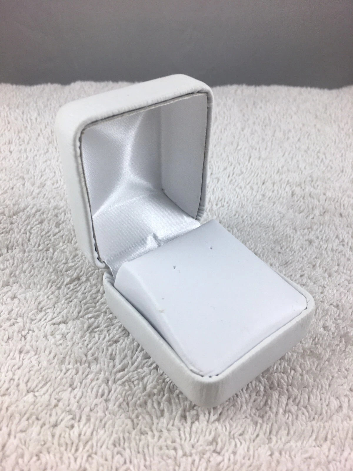 White Leather Jewelry Earring Box | eBay