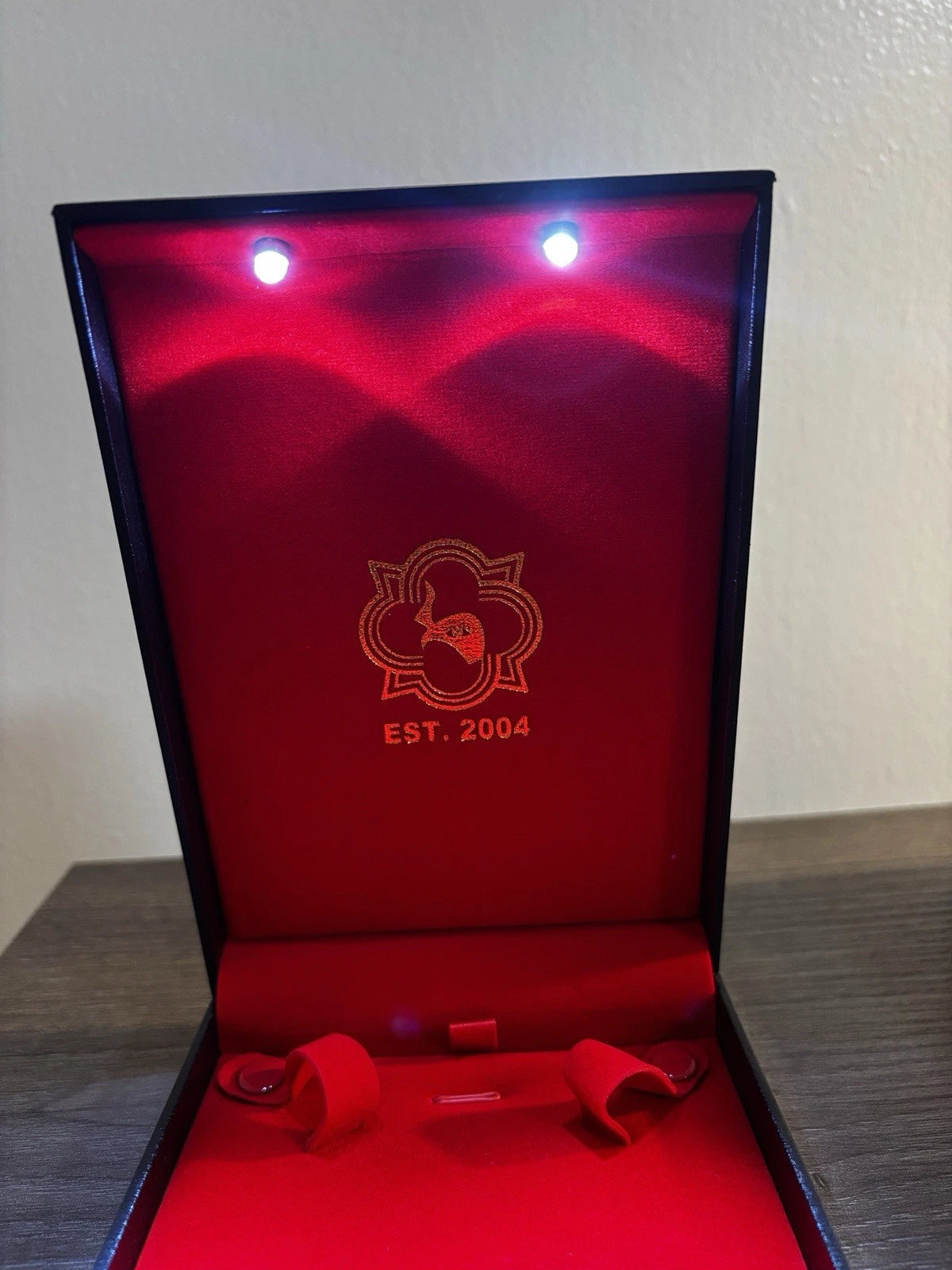 TraxNYC Jewelry Storage Box Red Interior With Light | eBay