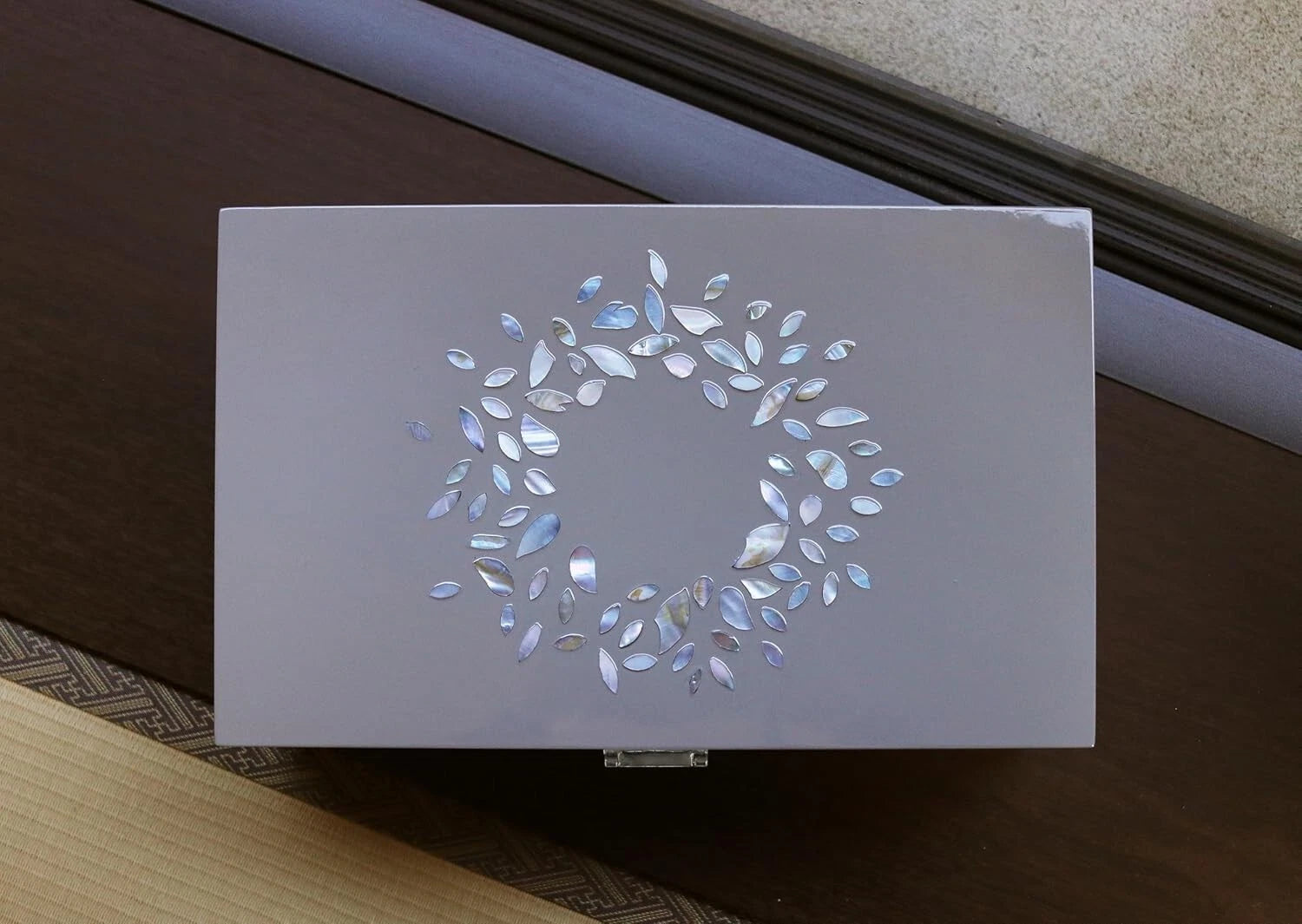 MADDesign Mother of Pearl Jewelry Organizer Box Handmade Lacquered Flower Petal | eBay