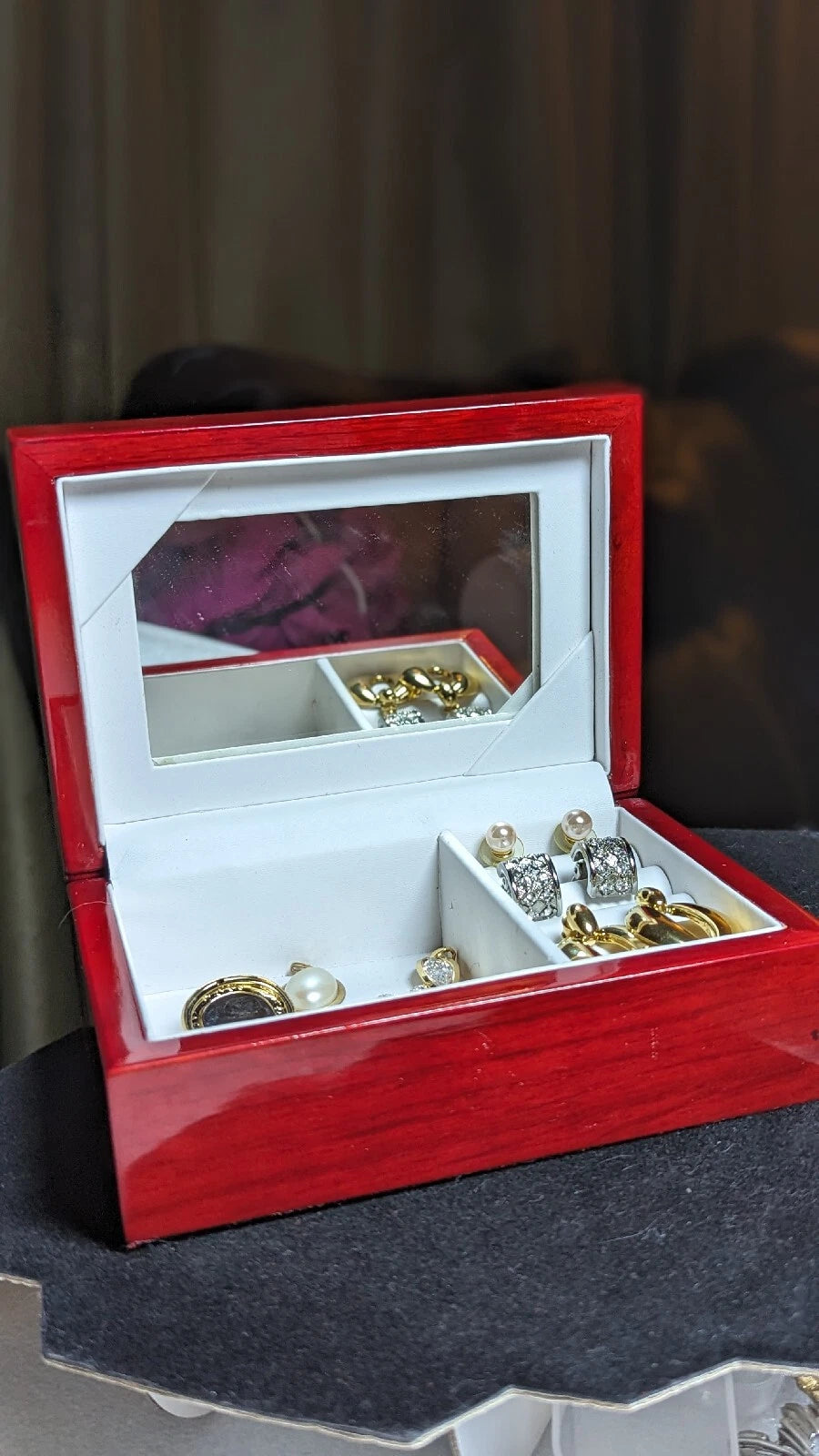 Red Lacquered Wood Travel Jewelry Box Mirrored 8 PC Goldtone Silvertone Jewelry | eBay